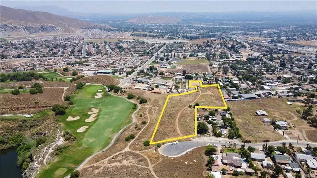 3450 Scenic Drive, Riverside, CA 92509 - #1