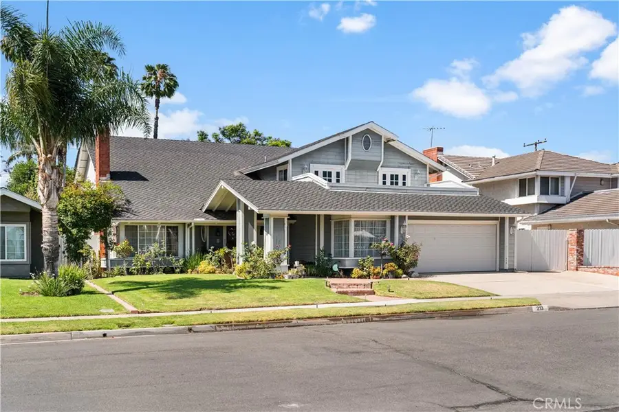 213 E Borromeo Avenue, Placentia, CA 92870 - Image #2