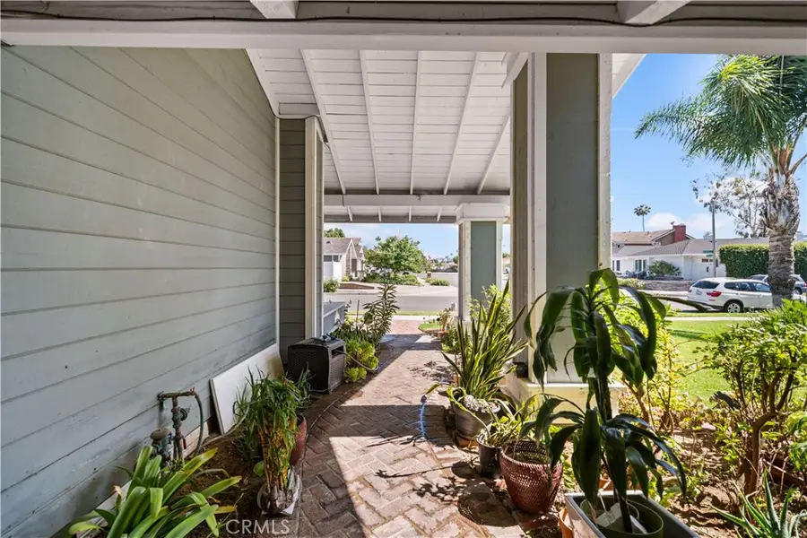 213 E Borromeo Avenue, Placentia, CA 92870 - Image #3