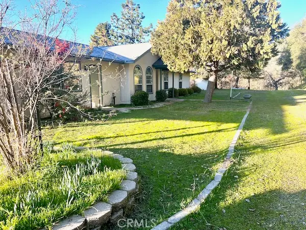 50785 Daffodil Lane, Squaw Valley, CA 93675