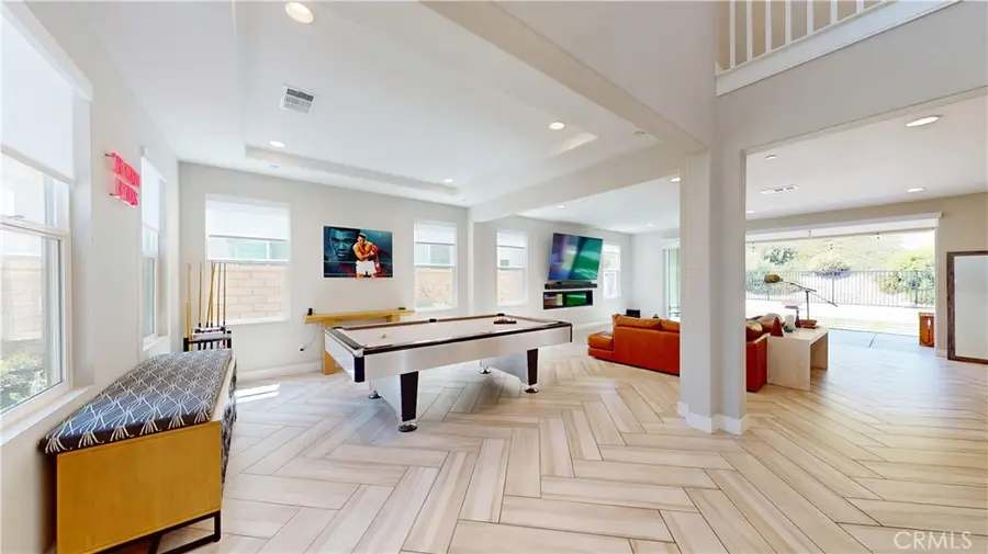 18732 Juniper Springs Dr, Canyon Country, CA 91387 - Image #3