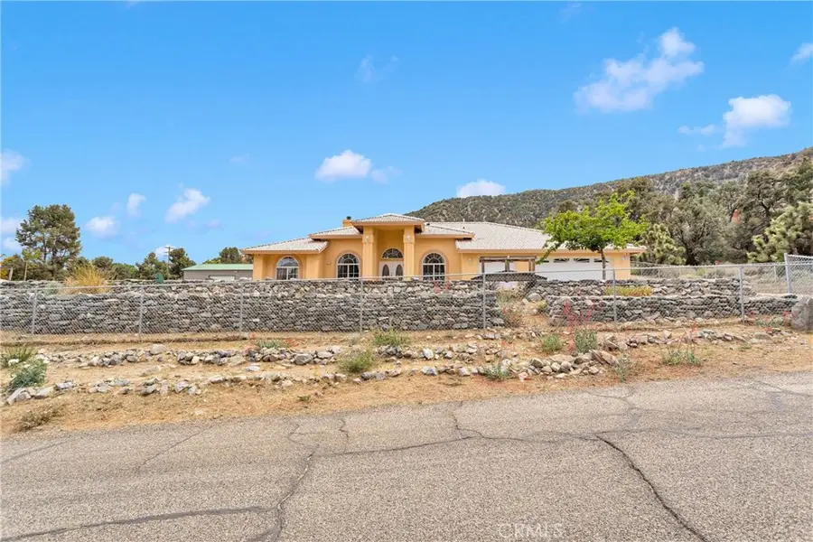 1679 Desert Front Road, Wrightwood, CA 92397 - Image #3