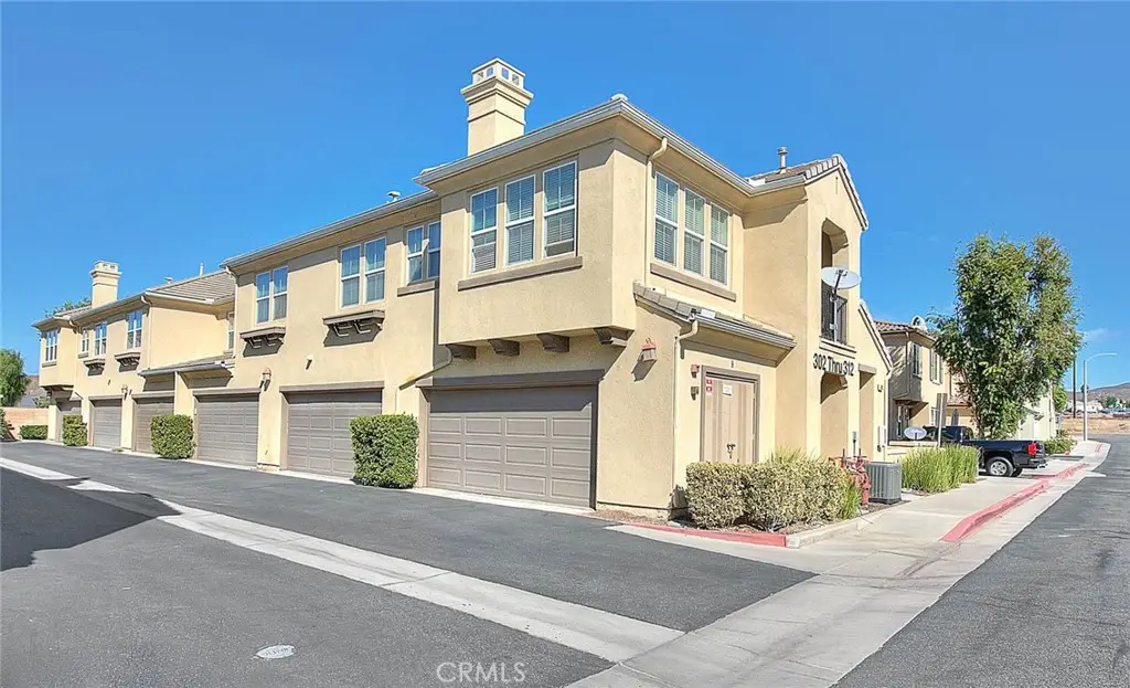 1800 E Lakeshore #306, Lake Elsinore, CA 92530 - Image #1