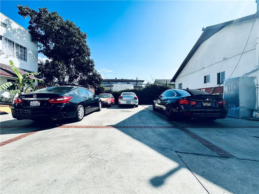 943 W 65th, Los Angeles, CA 90044 - Image #3