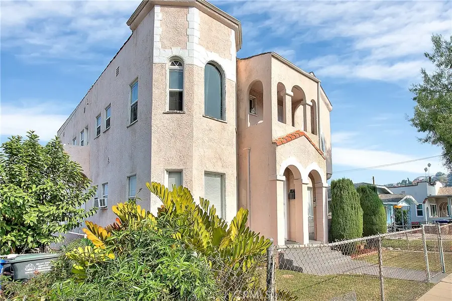 3945 Woolwine, Los Angeles, CA 90063 - #2