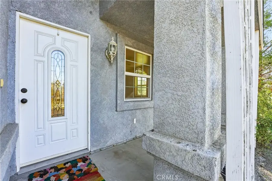 38056 90th St E, Littlerock, CA 93543 - #2