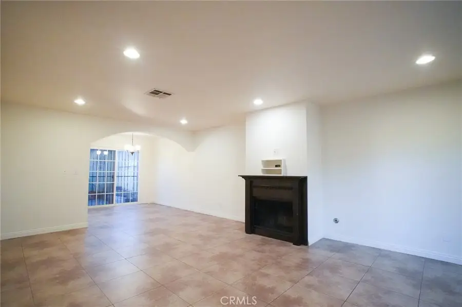 15137 Gundry Ave. #F, Paramount, CA 90723 - Image #2