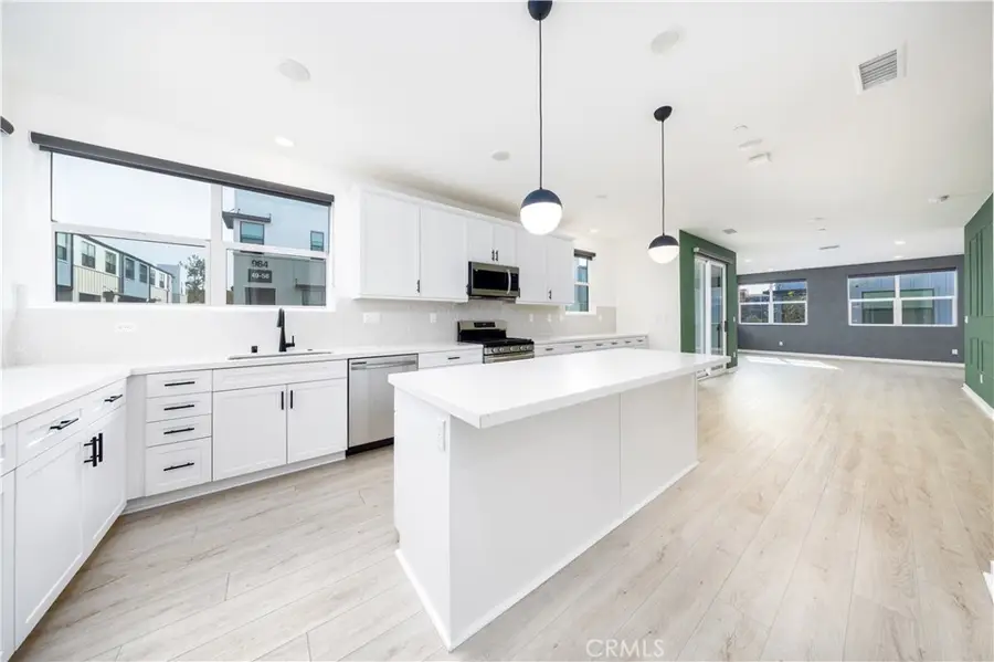 967 N Divino Privado #13, Ontario, CA 91764 - #3