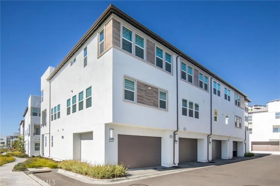 2739 Everly Drive, San Diego, CA 92108 - #2