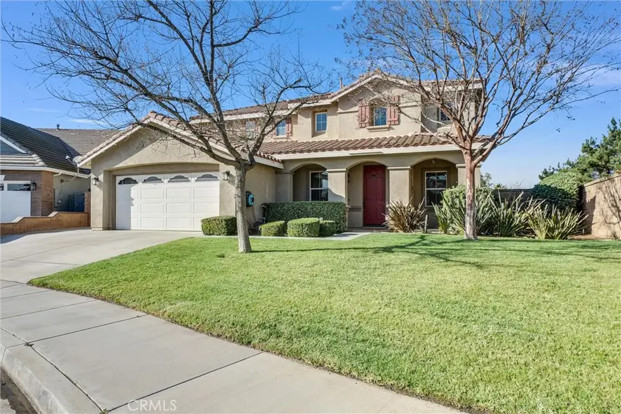 519 Cedarbrook Lane, Corona, CA 92879 - Image #2