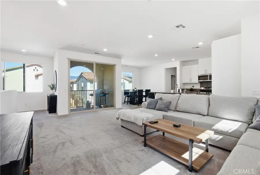 16651 Snowdrop #1, Fontana, CA 92336 - #2