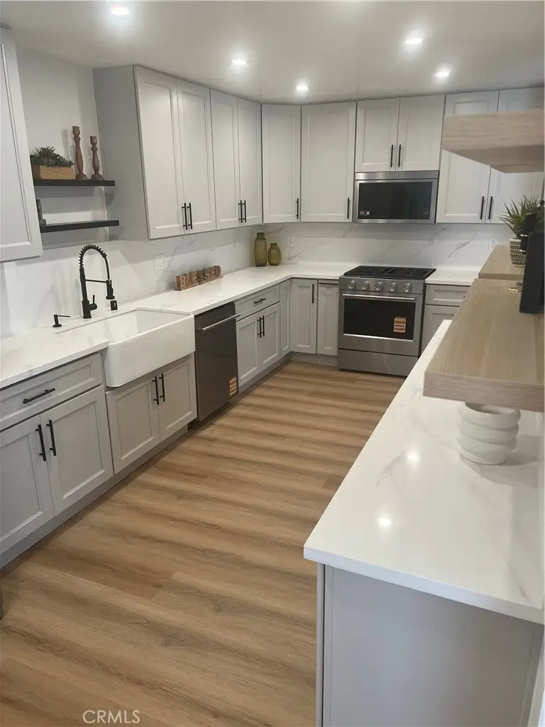 15150 Dickens Ave #203, Sherman Oaks, CA 91403 - #3
