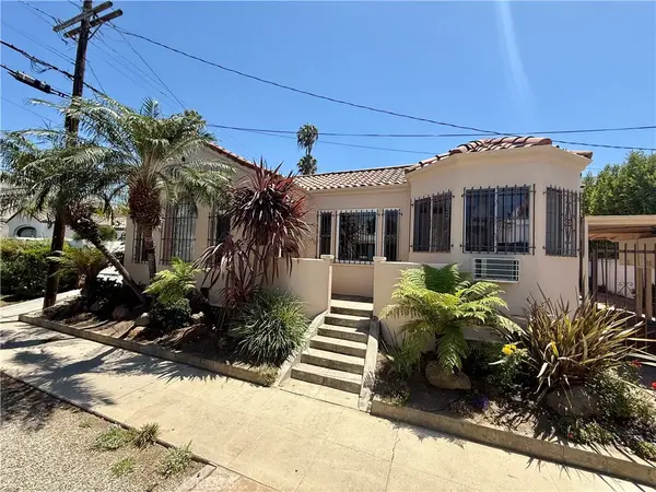 7416 Waring Avenue, Los Angeles, CA 90046