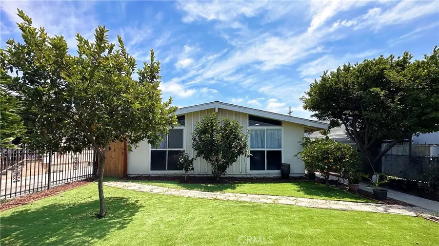 320 E 81st, Los Angeles, CA 90003 - #2