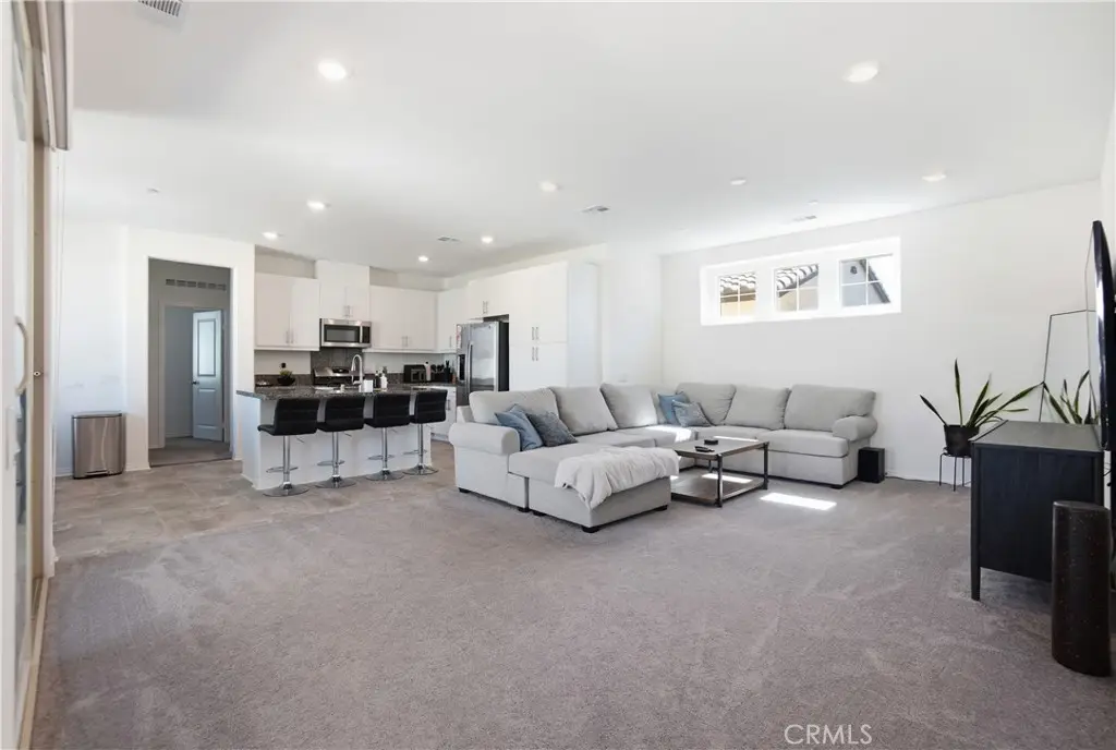 16651 Snowdrop #1, Fontana, CA 92336 - #1
