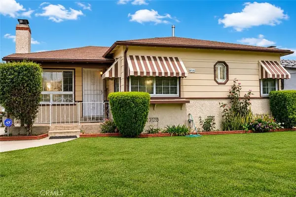 8725 S Gramercy Place, Los Angeles, CA 90047