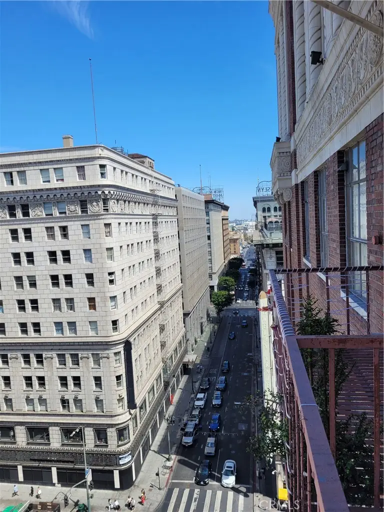 312 W 5th, Los Angeles, CA 90013 - #2