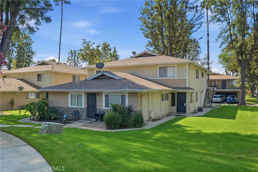 1328 Primrose Street #4, Upland, CA 91786 - #2