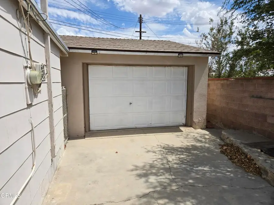 44226 2nd Street E, Lancaster, CA 93535 - #2