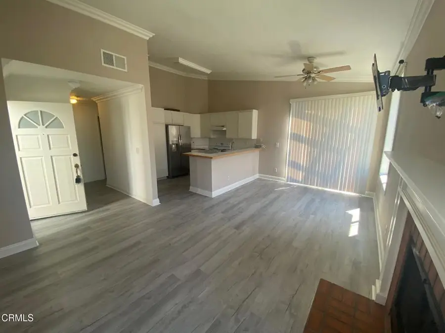 2394 Pleasant Way #J, Thousand Oaks, CA 91362 - Image #2