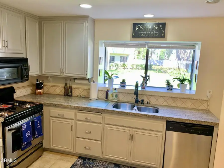 754 Island View Circle, Port Hueneme, CA 93041 - #3