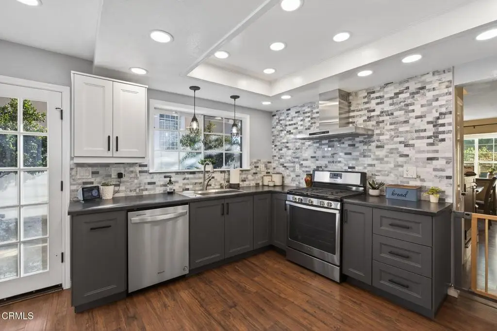 1327 Johnson Drive, San Buenaventura Ventura, CA 93003 - #1
