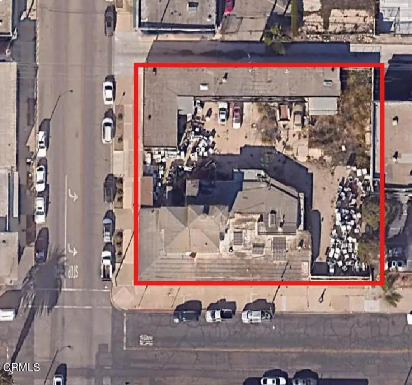 137 W 1st Street, Oxnard, CA 93030 - #2