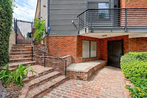 12930 Valleyheart #1, Los Angeles, CA 91604