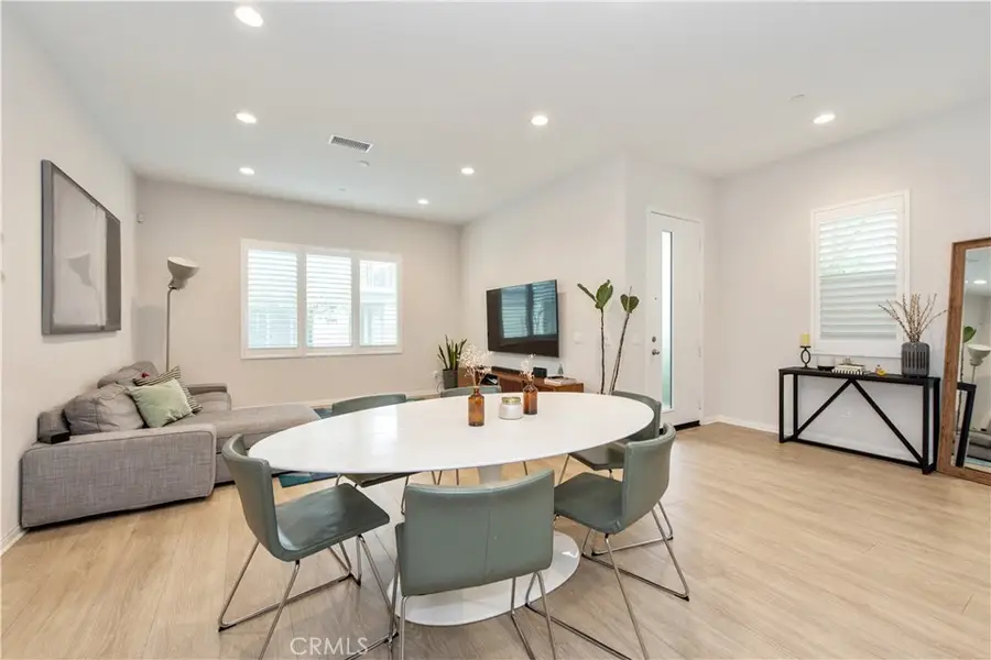 153 Spectacle, Irvine, CA 92618 - Image #3