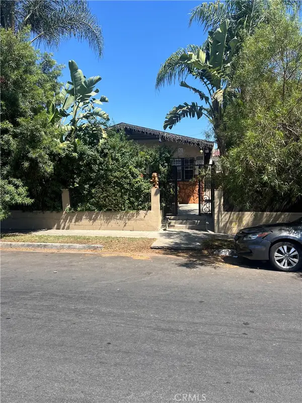 2928 Budlong Avenue, Los Angeles, CA 90007