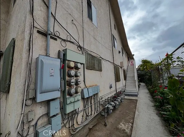 150 W 33rd Street, Los Angeles, CA 90007 - Image #2