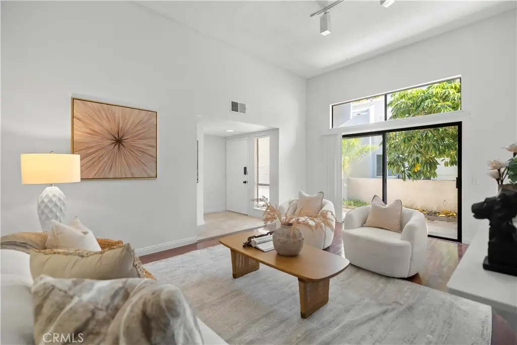 1536 Windsor, Fullerton, CA 92831 - #1