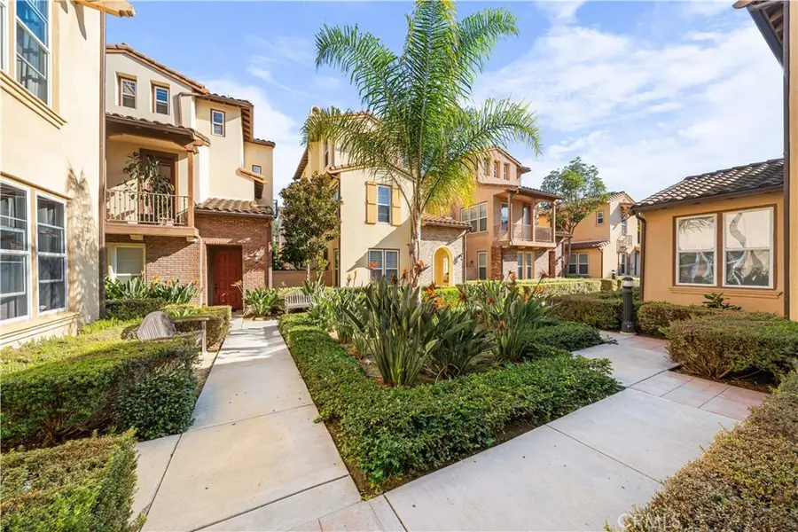 39 Tall Oak, Irvine, CA 92603 - Image #3