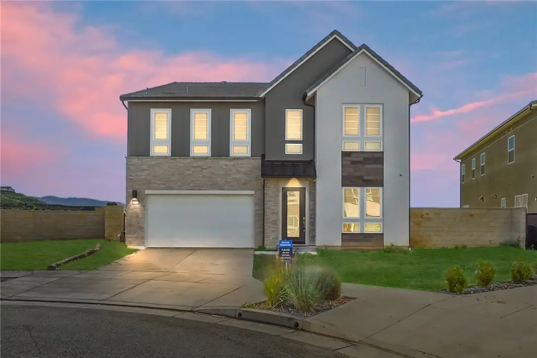 27392 Dialogue Way, Valencia, CA 91381 - #1