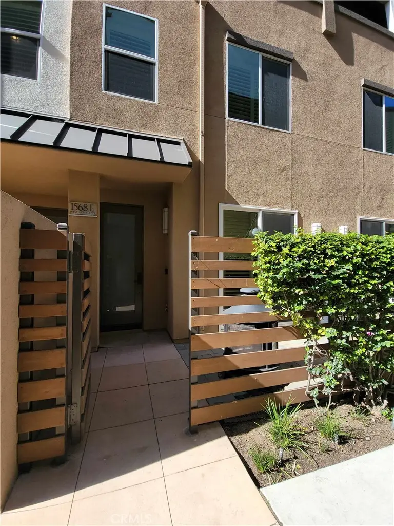 1568 W Artesia Square #E, Gardena, CA 90248 - Image #2