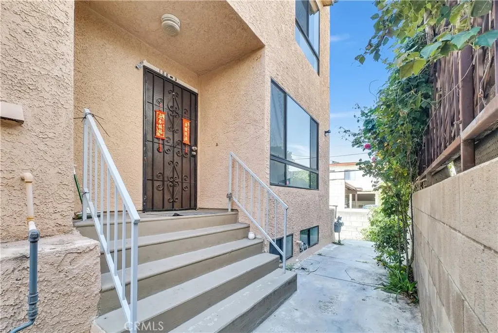 105 S Marguerita Avenue #F, Alhambra, CA 91801 - #1