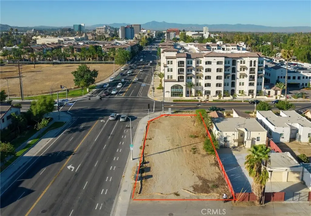 3071 Market, Riverside, CA 92501 - #1