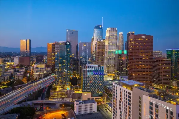 900 W Olympic #31J, Los Angeles, CA 90015