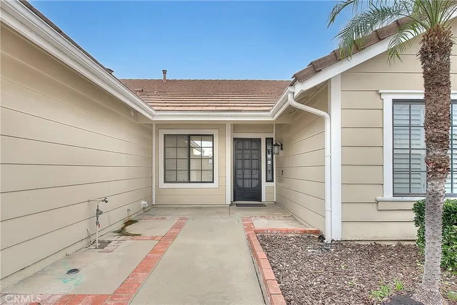 959 Kenwood Street, Upland, CA 91784 - #2