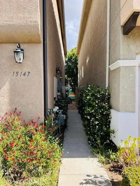 15147 W Fred Way, Van Nuys, CA 91405 - #2