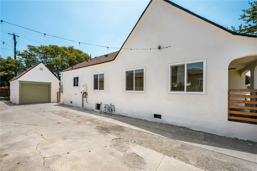 526 W Palmer Street, Compton, CA 90220 - #2