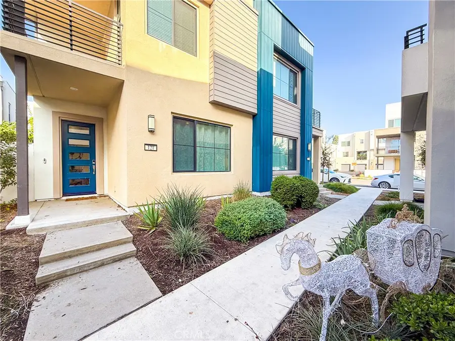 121 Novel, Irvine, CA 92618 - #2
