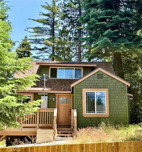 585 Arrowhead Villa Road, Lake Arrowhead, CA 92352