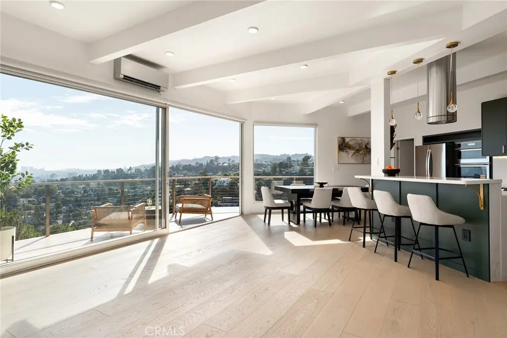 5675 Spreading Oak Dr, Los Angeles, CA 90068 - #1