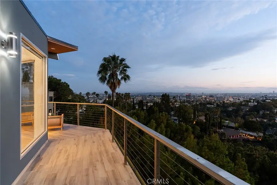 5675 Spreading Oak Dr, Los Angeles, CA 90068 - #2