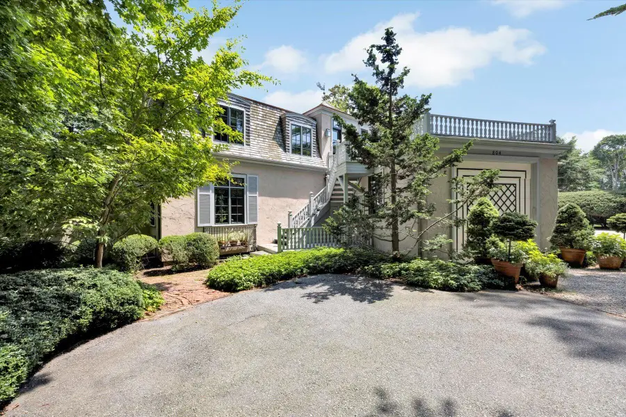 804 Main Street, Cotuit, MA 02635 - #2