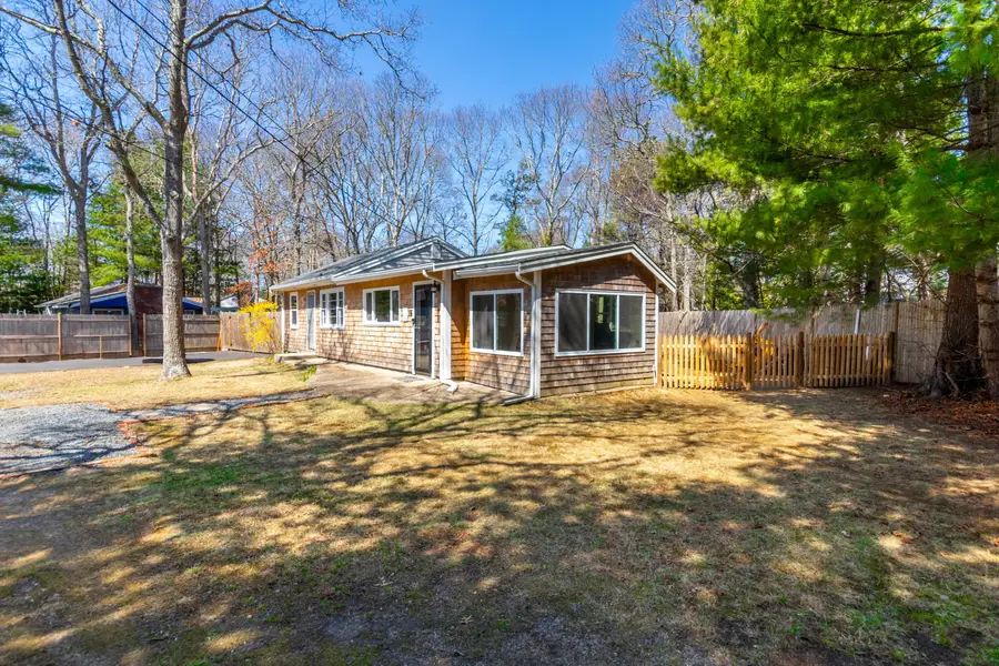 16 Edgewood Drive, East Falmouth, MA 02536 - Image #2