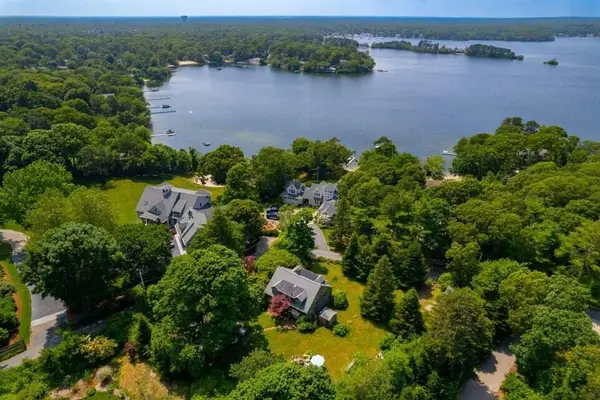 58 Loomis Lane, Centerville, MA 02632