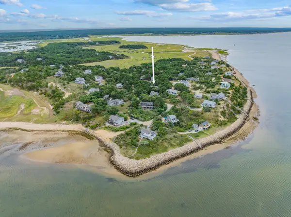 80 4th Street, Wellfleet, MA 02667