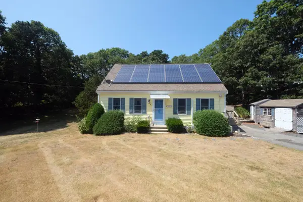 16 Partridge Lane, Harwich, MA 02645